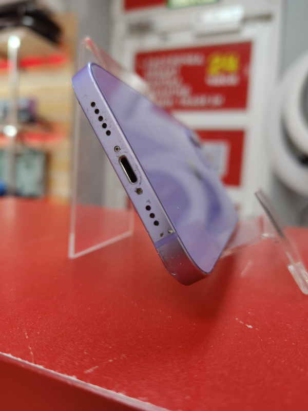 Мобильный телефон Apple iPhone 12
