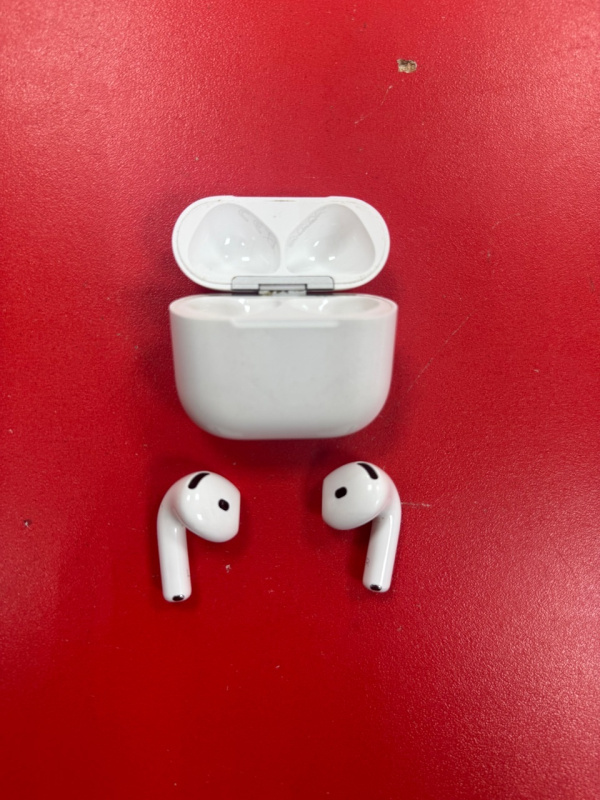 Наушники Apple AirPods 4