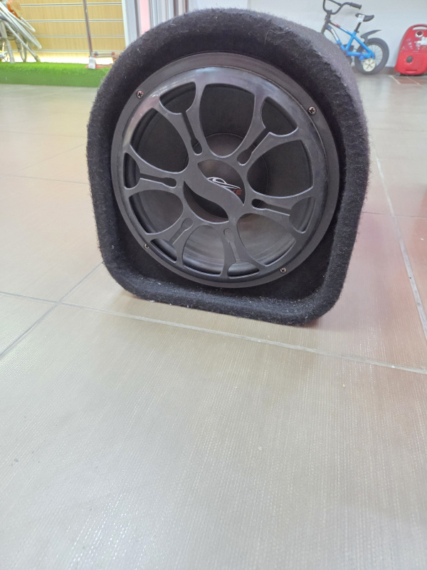 Авто сабвуфер Carlive SB0108