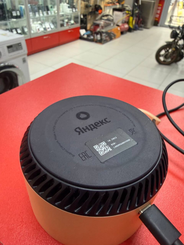 Колонки колонка Яндекс лайт