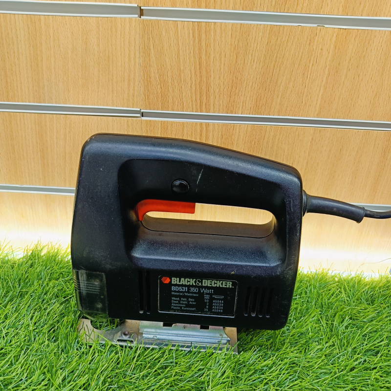Электролобзик Black*Decker BD531 350 WATT