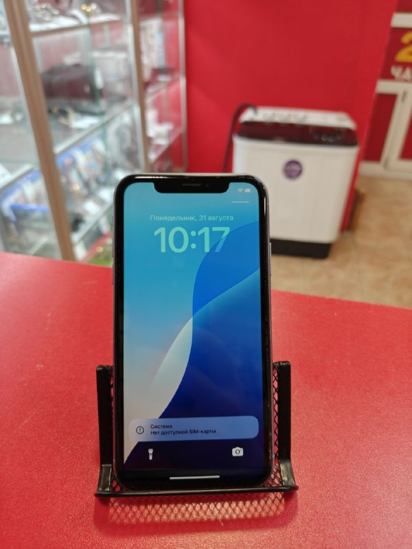Мобильный телефон Apple iPhone XR