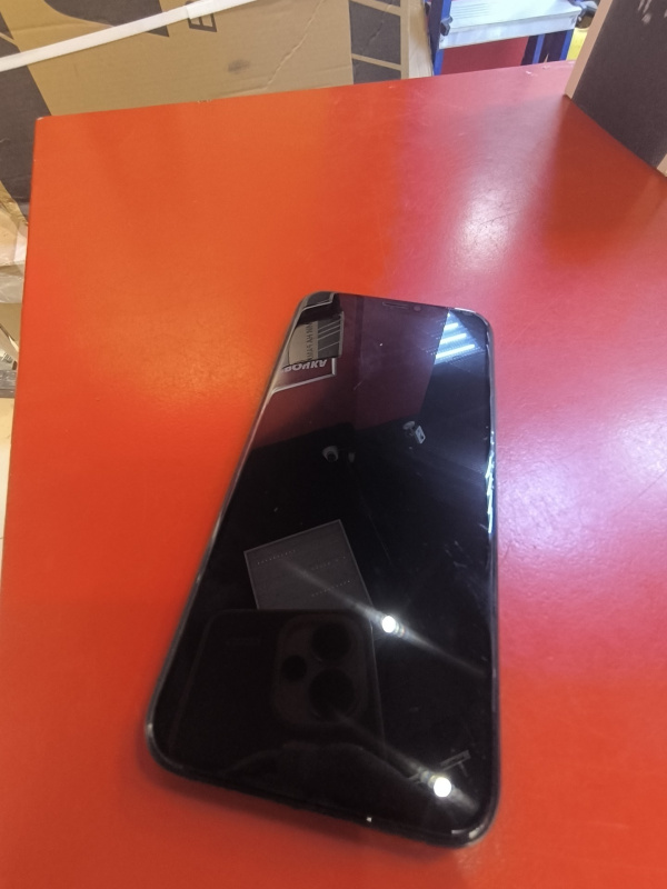 Мобильный телефон Apple iPhone X